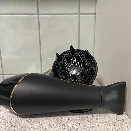 Helsinki Area 15 Min To Airport With Own Parking Lot Apartament