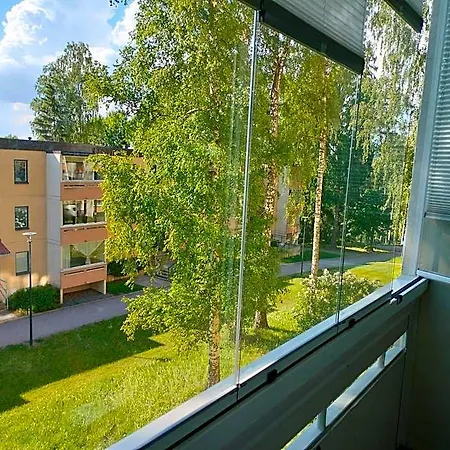 Huoneisto Quiet With Free Parking, 15 Min To Airport *