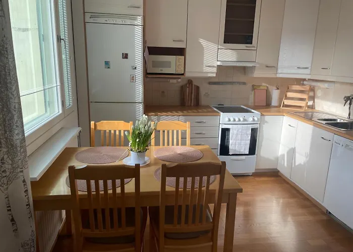 Fully Equipped Vantaa Apartment With Free Parking فانتا